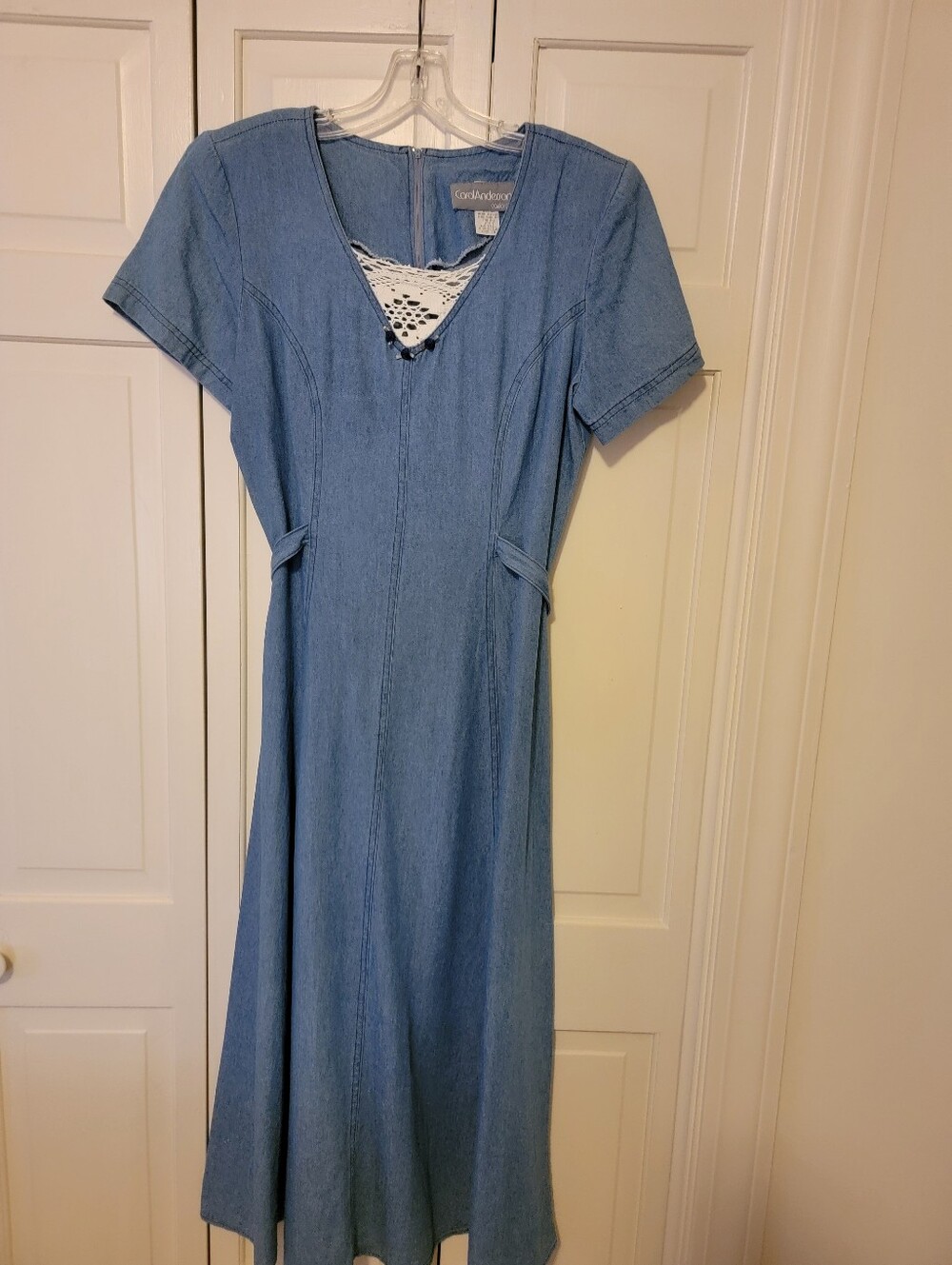 Carol Anderson California Denim Midi Dress with Crochet Inset EUC Size 10